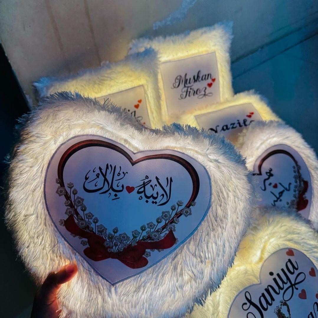 Premium lighting cushion