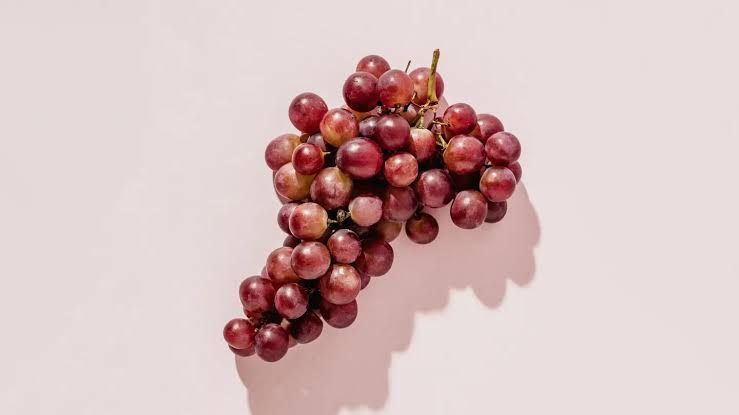 Grapes red gold