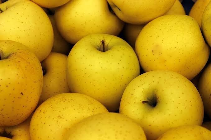 Golden apple