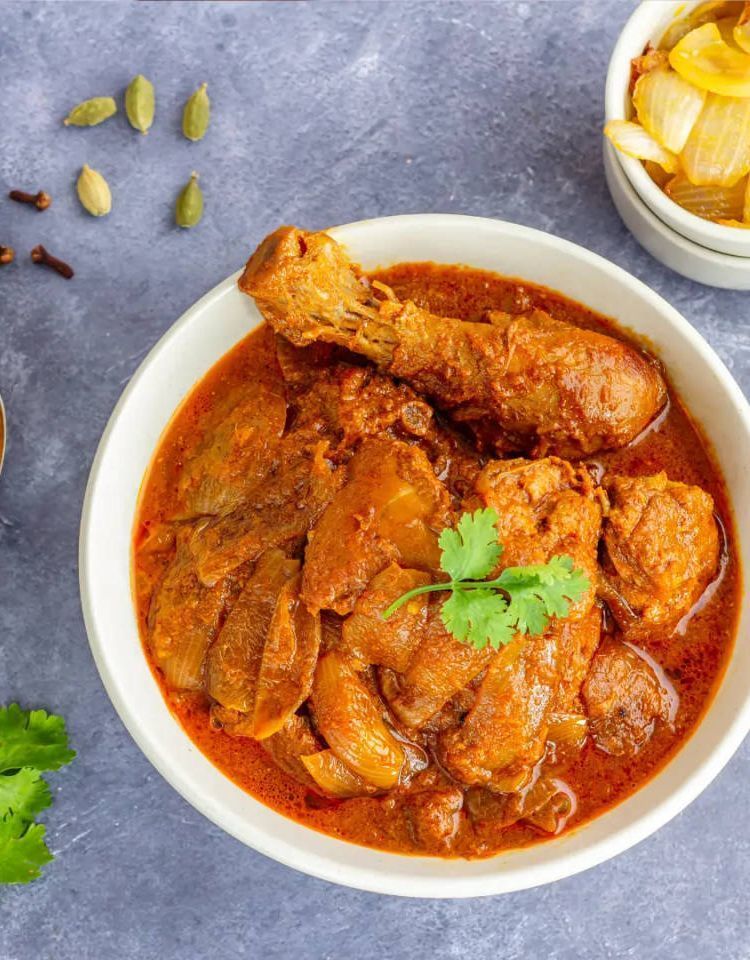 Chicken do piyaza (with bone)
