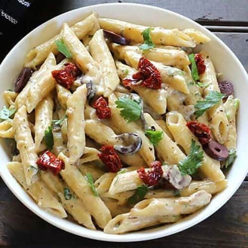 Alfredo white souce pasta