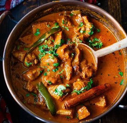 Butter chicken (with bone)