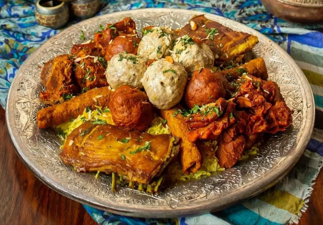 Keef Special Thali(Rice,Rista,Mirchi korma,,Daniwal korma,kabab 1/3,Methi maaz,Salad)