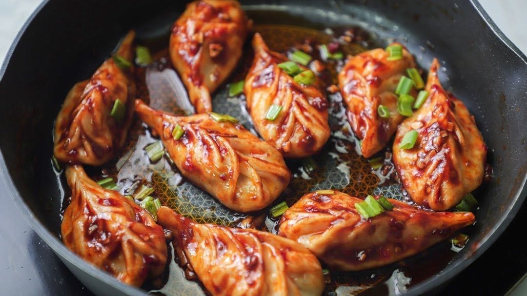 Chilly momos